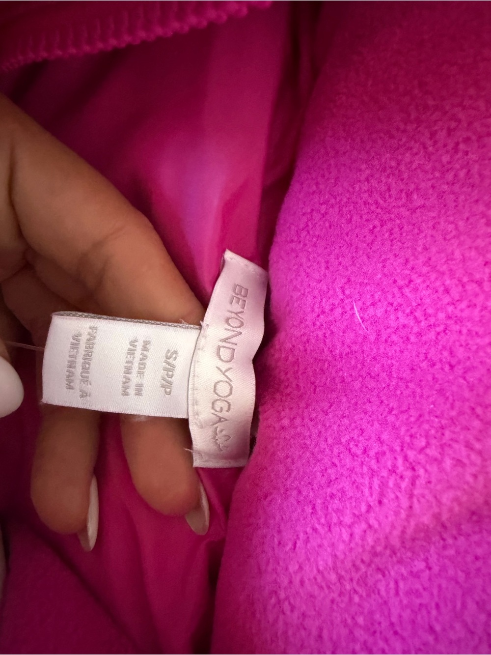 Beyond Yoga Womens Pink Rose Pillow Bubble Vest Size SMALL new - Picture 6 of 7